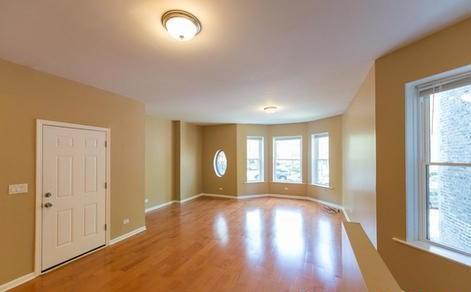 1327 W Foster Ave, Unit 1 in Chicago, IL - Foto de edificio - Building Photo
