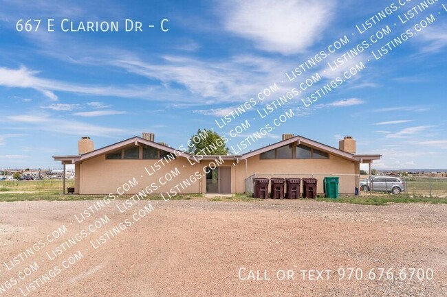 667 E Clarion Dr in Pueblo West, CO - Building Photo - Building Photo