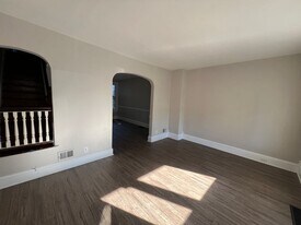 515 S Bishopthorpe St in Bethlehem, PA - Building Photo