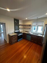 159 Allston St in Medford, MA - Foto de edificio - Building Photo
