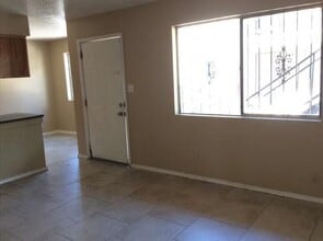 312 Grove St NE in Albuquerque, NM - Building Photo - Building Photo
