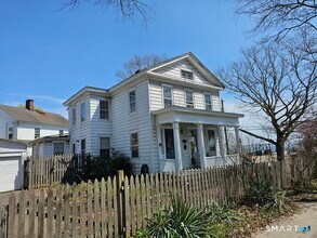 19 Howard Ave in New Haven, CT - Foto de edificio - Building Photo