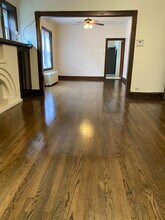 10226 S Charles St, Unit 1 in Chicago, IL - Building Photo - Building Photo