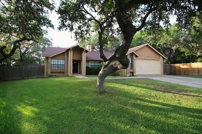 9347 Laurel Grove in San Antonio, TX - Building Photo - Building Photo