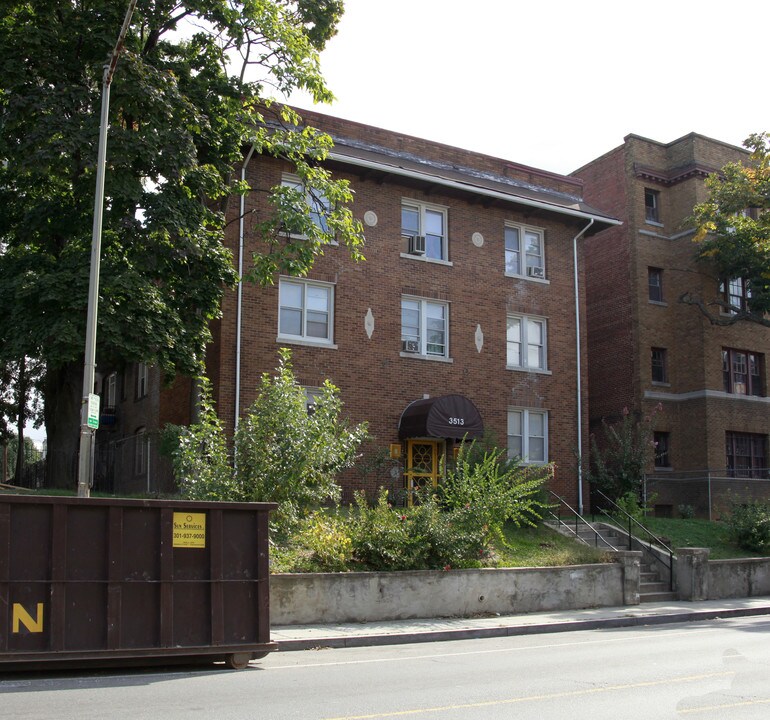 3513 13th St NW in Washington, DC - Building Photo