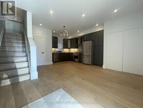 38 Jackson Pl in Toronto, ON - Building Photo - Building Photo