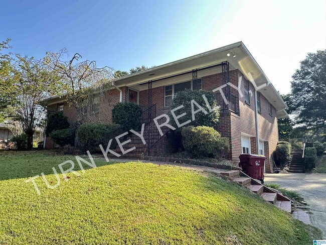 6241 Leslie Dr in Pinson, AL - Building Photo - Building Photo