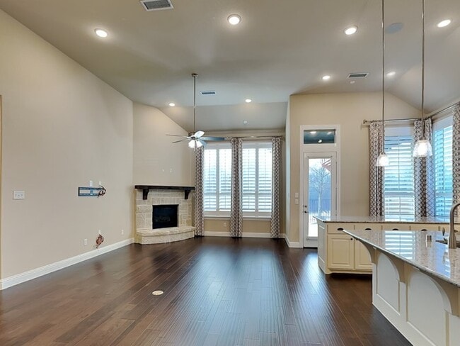 14845 Belclaire Ave in Aledo, TX - Building Photo - Building Photo