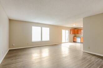 2110 Dutch Elm Dr in Indianapolis, IN - Building Photo - Building Photo