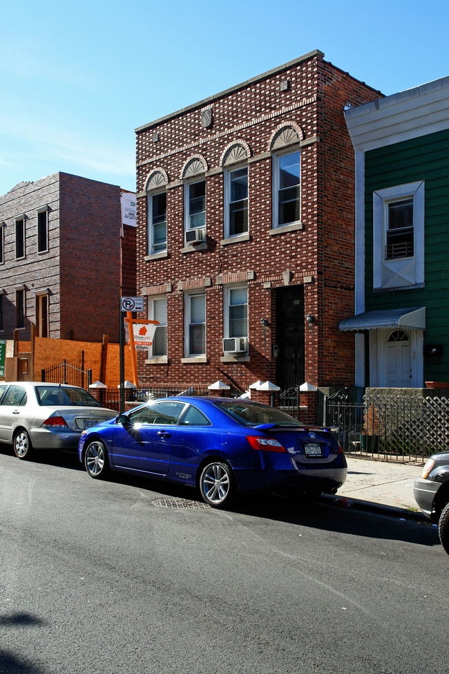 314 19th St in Brooklyn, NY - Foto de edificio - Building Photo