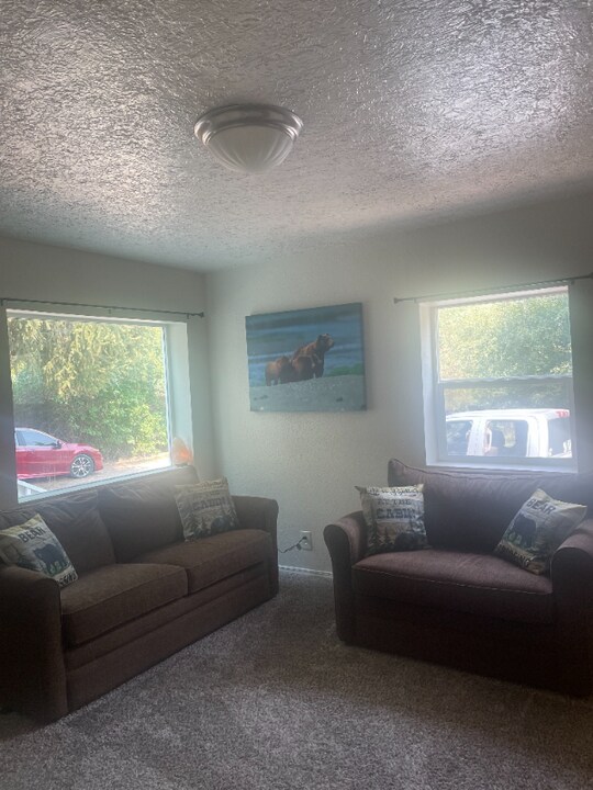 33 E Inman Rd in Inkom, ID - Foto de edificio