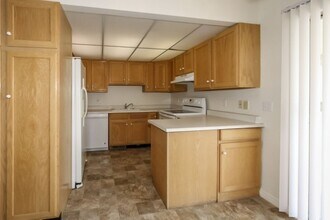 165 W 1000 N in Bountiful, UT - Building Photo - Building Photo