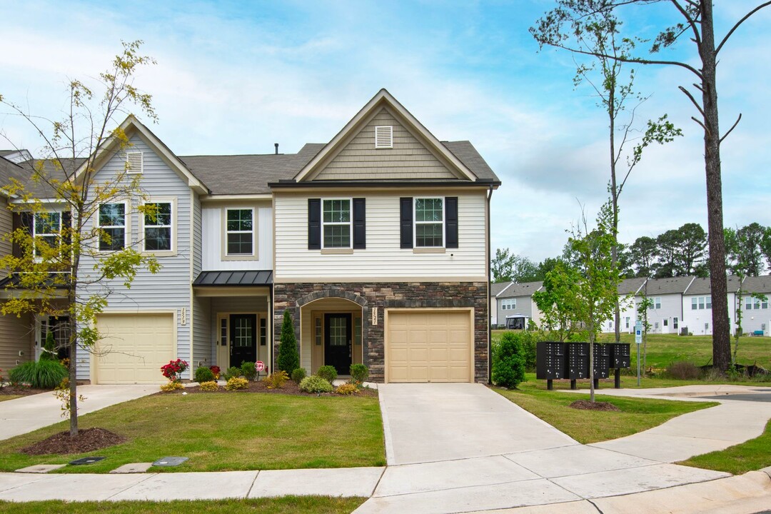 1521 Sunset Peak Wy in Durham, NC - Building Photo