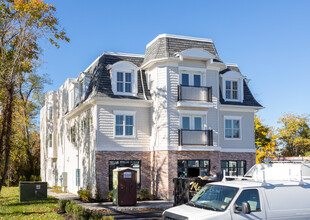 280 E Main St in Oceanport, NJ - Building Photo - Building Photo