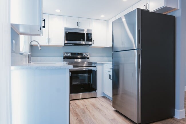 property at 162 Moyses Rd