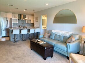 733 Reef Cir in Port Hueneme, CA - Building Photo - Building Photo