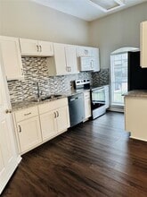 2710 Grants Lake Blvd in Sugar Land, TX - Building Photo - Building Photo
