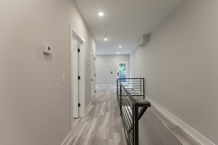 665 N 35th St in Philadelphia, PA - Building Photo