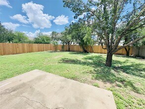 1900 Grassland Dr in Leander, TX - Building Photo - Building Photo