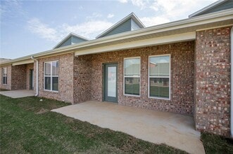 1040 Seaborn Way in Pea Ridge, AR - Building Photo - Building Photo
