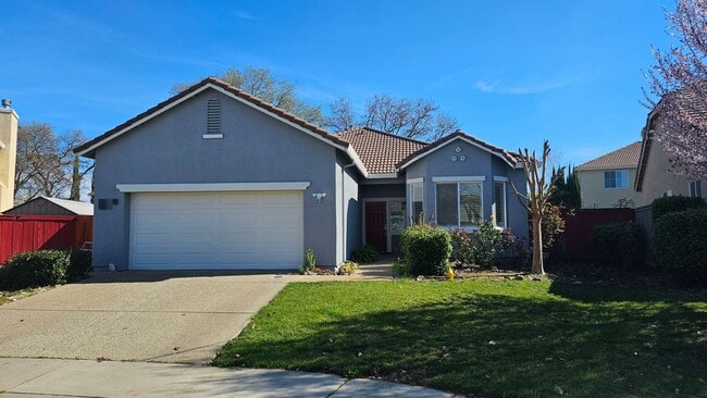 9641 Darley Way in Elk Grove, CA - Foto de edificio - Building Photo