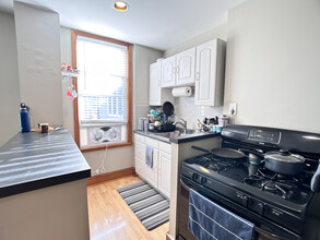 117 Saratoga St, Unit 1 in Boston, MA - Building Photo - Building Photo