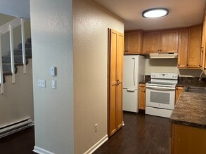 500 National Ave N in Bremerton, WA - Building Photo - Building Photo