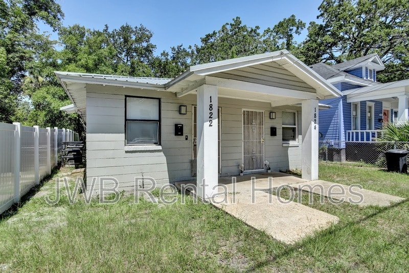 1822 Francis St in Jacksonville, FL - Building Photo