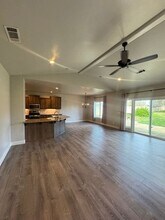 4288 Hazelwood Ct in Redding, CA - Building Photo - Building Photo