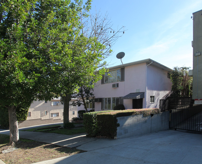 4314-4318 Finley Ave in Los Angeles, CA - Building Photo - Building Photo