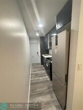 1135 NE 15th Ave-Unit -5 in Fort Lauderdale, FL - Building Photo - Building Photo