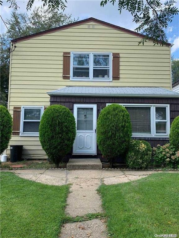 property at 54 Lakeview Ave