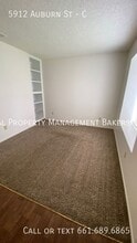 5912 Auburn St in Bakersfield, CA - Building Photo - Building Photo