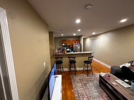 60 Egmont St, Unit 2 in Brookline, MA - Building Photo