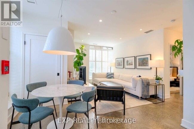property at 142 Bathurst St