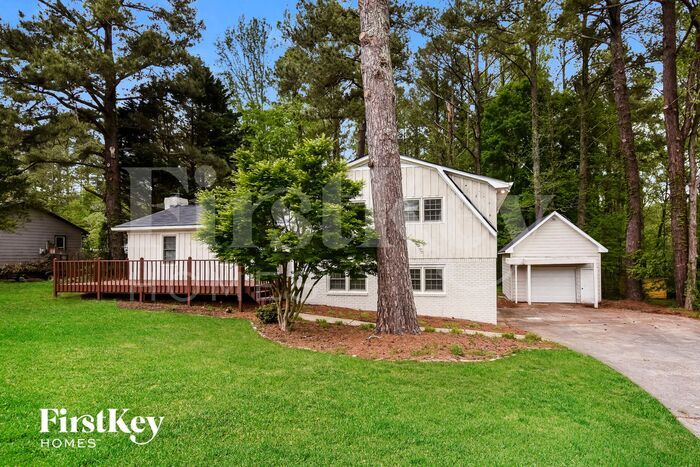 4716 Cheri Lynn Rd NW in Acworth, GA - Building Photo