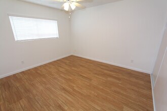 The Gables Apartments in Reseda, CA - Building Photo - Building Photo