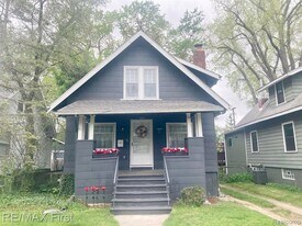 429 E Kenilworth Ave in Royal Oak, MI - Building Photo