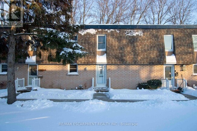 153 Limeridge Rd W in Hamilton, ON - Building Photo - Building Photo