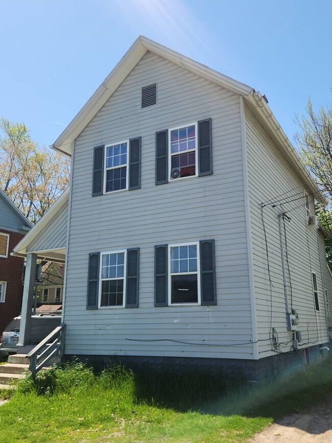 1928 Lexington Ave in Lorain, OH - Building Photo - Building Photo