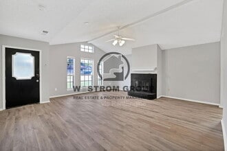 1115 Stone Creek Dr in Mansfield, TX - Building Photo - Building Photo