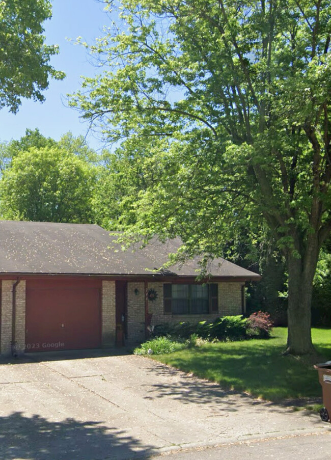 246 Rolling Acres Dr, Unit 246