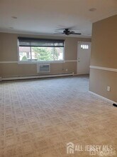 1022 Cricket Ln in Woodbridge Township, NJ - Building Photo - Building Photo