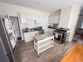661 E 7th St in Boston, MA - Building Photo - Building Photo
