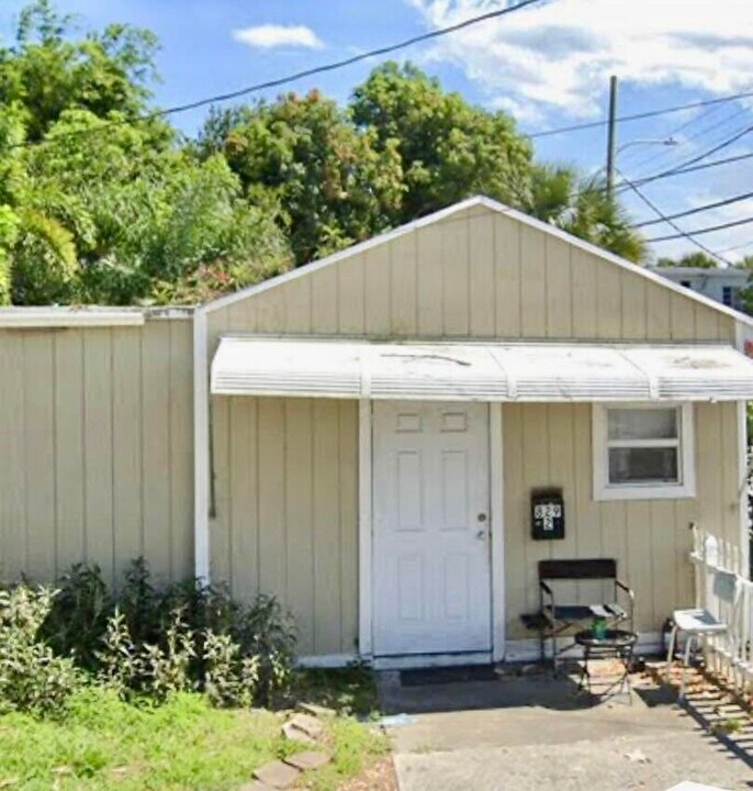 829 N J St in Lake Worth Beach, FL - Building Photo