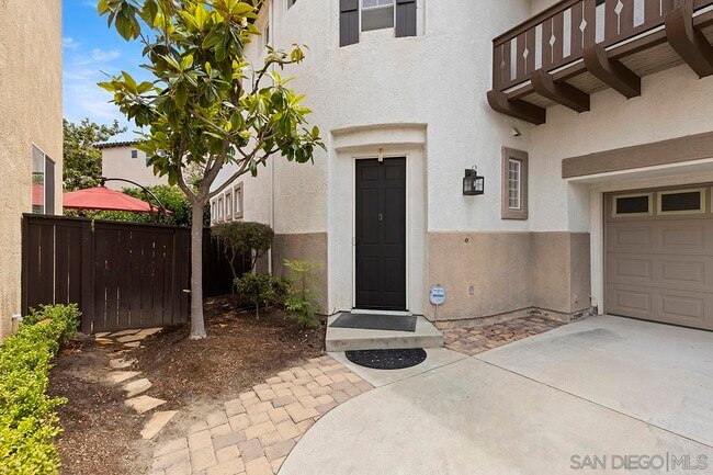 11365 E San Raphael in San Diego, CA - Building Photo - Building Photo