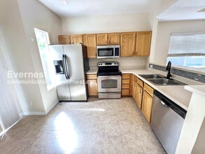 9600 W Chatfield Ave in Littleton, CO - Building Photo - Building Photo