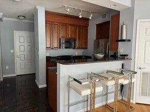 3101 N Hampton Dr in Alexandria, VA - Building Photo - Building Photo