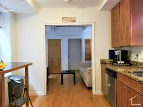 64 Louis Prang St, Unit 3 in Boston, MA - Building Photo - Building Photo