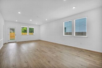 505 Brooks Ranch Dr in Kyle, TX - Building Photo - Building Photo